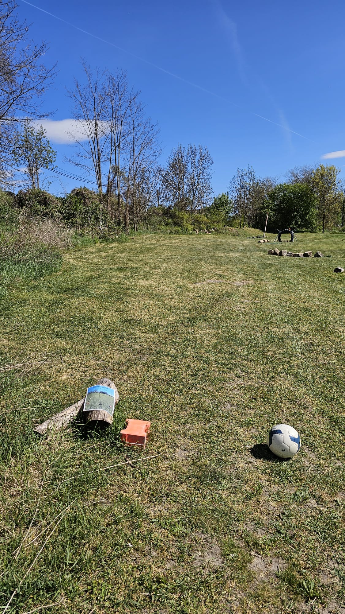 Jamka 9 — pohled z odpaliště, délka 100 m